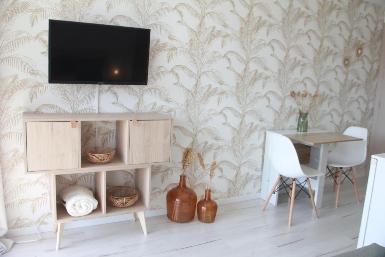 Les Palmiers - Appartement Avec Piscine Proche Plages - Wifi Et Clim Antibes Exteriör bild